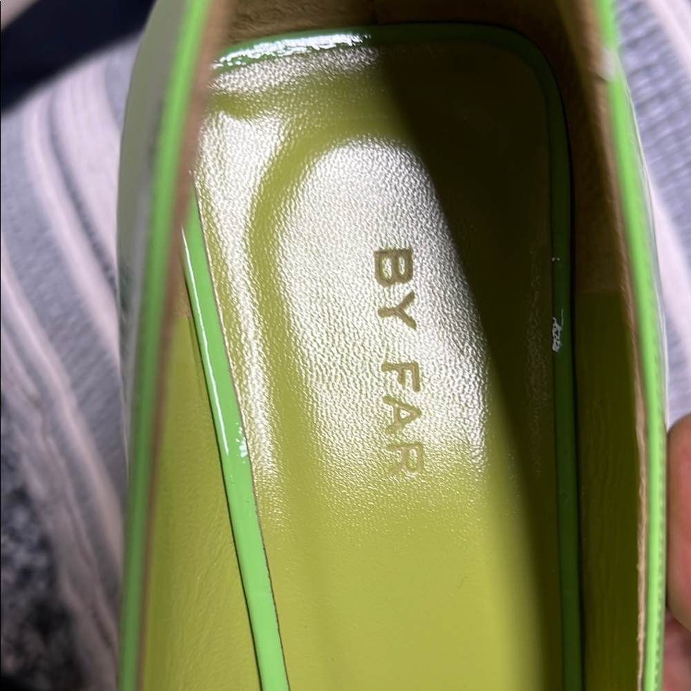 BY FAR Green Sculptural Heel Pumps - Picture 2 of 4